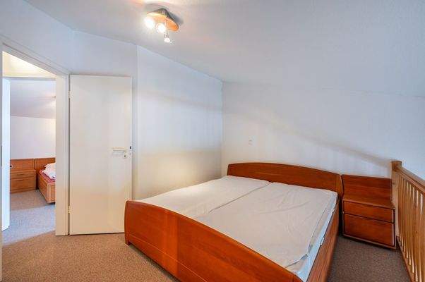 Galerie und Schlafzimmer