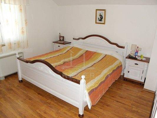 Vierzehn Zimmer stehen hier bereit