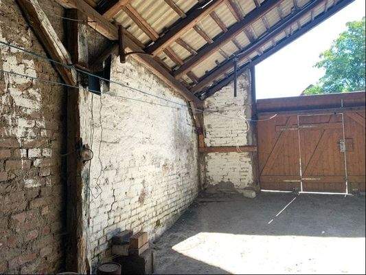 überdachter Stellplatz