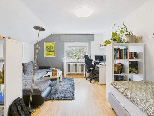 CAM01223G0-PR0176-STILL062