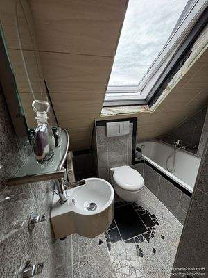 DG Tageslichtbad Wanne 