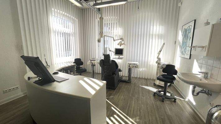 Behandlungszimmer EG