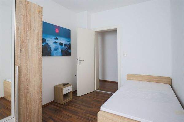 Zimmer Whg. 6/ 2. OG links