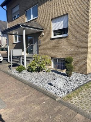 Haus vorne seitlich (rechts)