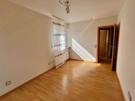 OG | Kind 1 | Blick zur Tür