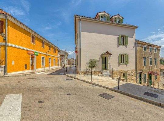 Zentral gelegenes Reihenhaus in Vrsar