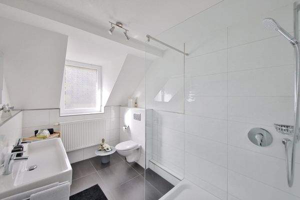 Badezimmer im Obergeschoss