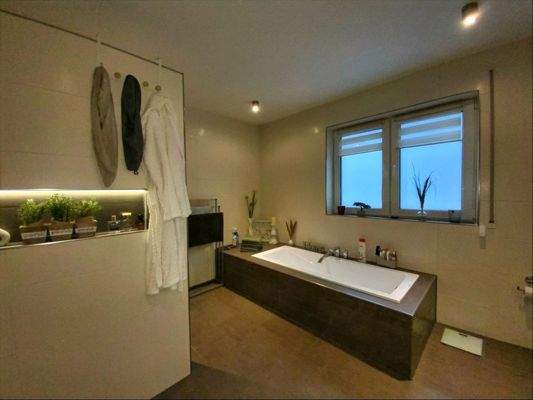 EG - Whg. 1 - Badezimmer