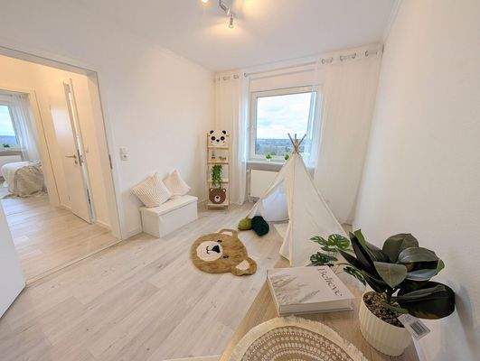 Kinder- / Arbeitszimmer