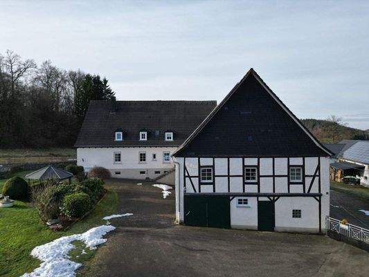 Teilansicht vom Wohnhaus
