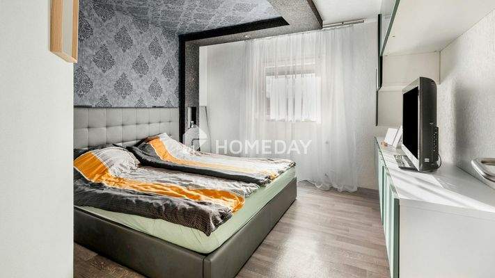 1. OG Elternschlafzimmer 1