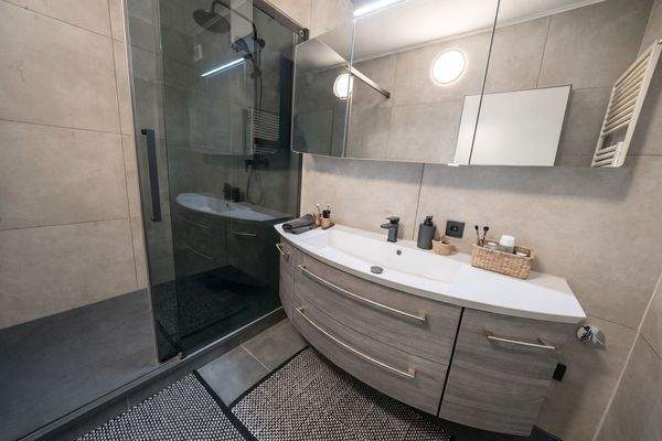 Badezimmer (visualisiert)