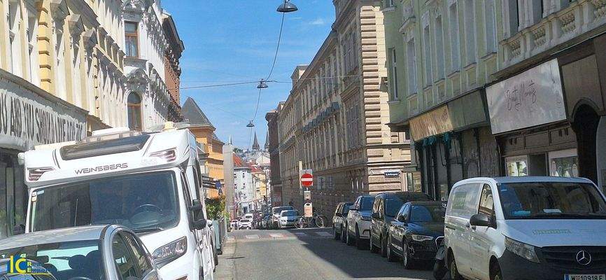Kalvarienberggassse mit Blick zur Hernalser Hauptstraße