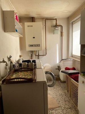  Waschküche und Gaszentralheizung