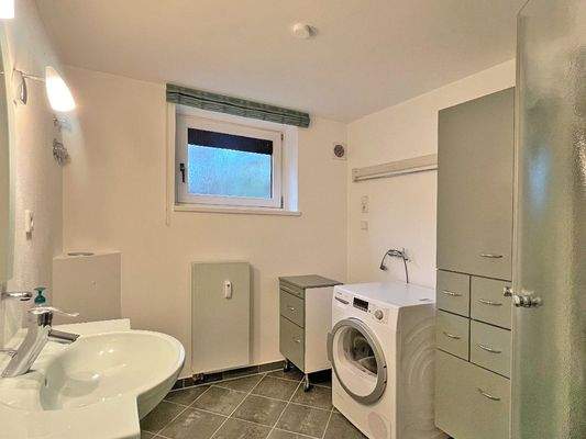 Duschbad im Souterrainbereich