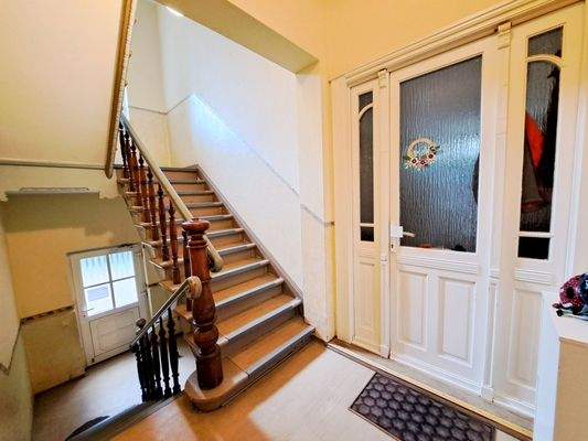 Hauseingangsbereich / Hausflur