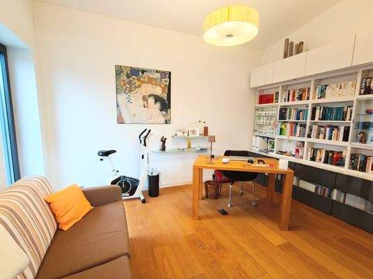 Arbeiten im Anschluss an das Wohn-/Esszimmer