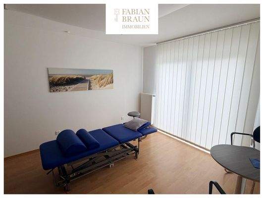 Zimmer mit bodentiefen Fenster 