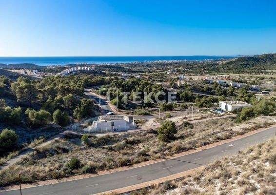 Elegant Villas Offering Sea Views in Finestrat Alicante