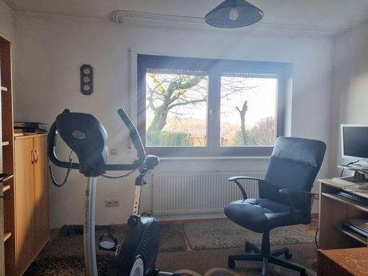 Büro bzw. Schlafen ELW