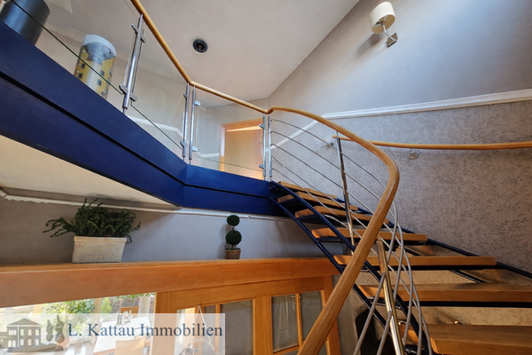 Treppenaufgang ins Obergeschoss - Galerie