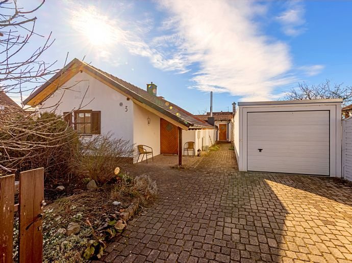 *** NEU *** EXKLUSIV *** EINFAMILIENHAUS MIT EINLIEGERWOHNUNG IN RUHIGER SIEDLUNGSLAGE - CA. 120 M² WOHNFLÄCHE - CA. 511 M² GRUNDSTÜCKSFLÄCHE