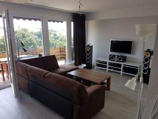 Großzügiges Wohnzimmer