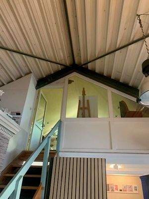 Blick zum Dachgeschoss und Galerie