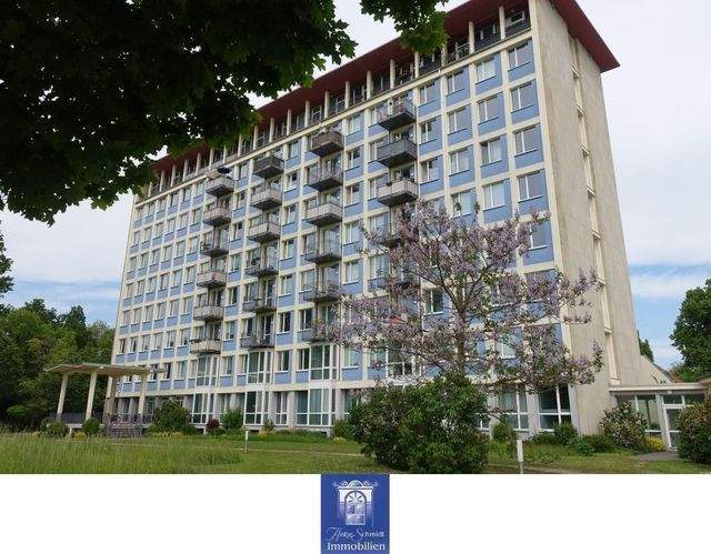 Ihr neuer Lieblingsplatz in 1 A-Lage mit Fußbodenheizung und Erker am Großen Garten! - Foto 1