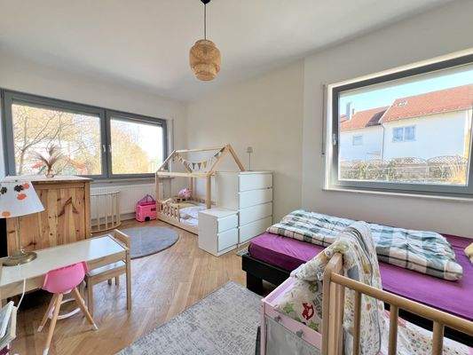 ELW Helles Schlafzimmer