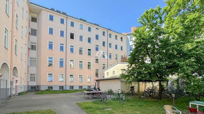 Innenhof / courtyard