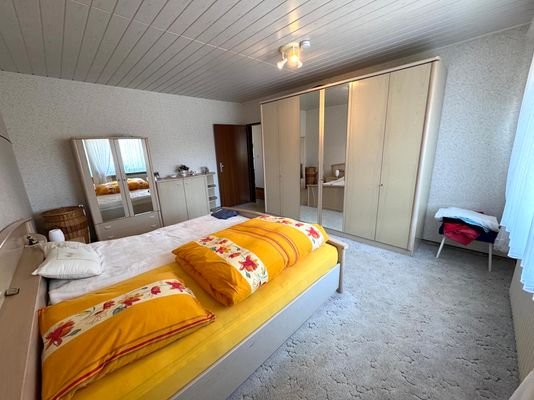 EG Schlafzimmer