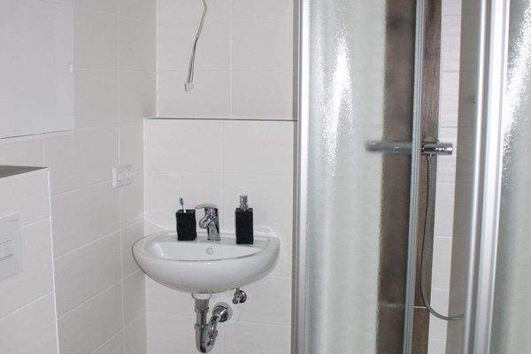 Beispiel Bad mit Dusche