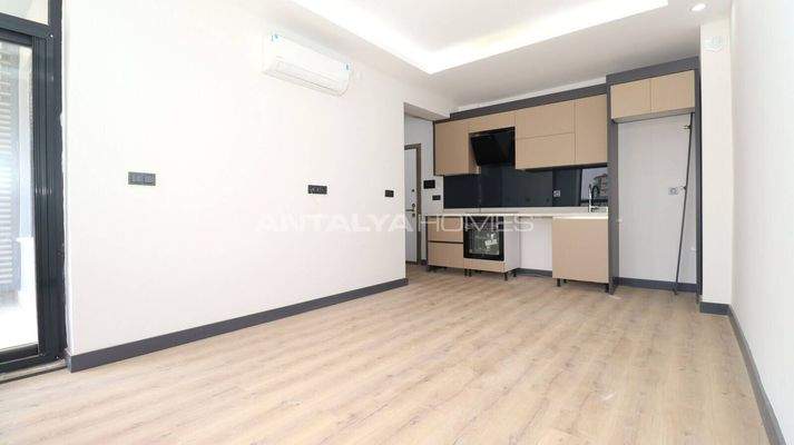 Apartments for Sale in a Secure Complex in Antalya Altintas