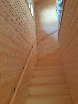 Holztreppe Fichte gebürstet