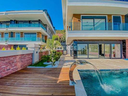 Home with Pool, Garden, City and Sea Views in Alanya Antalya