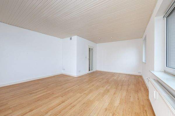 Großzügiges Wohnzimmer