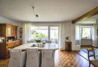 Essbereich mit Aussicht