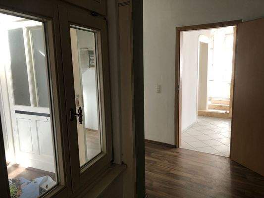 Gewerbeeinheit 1. OG