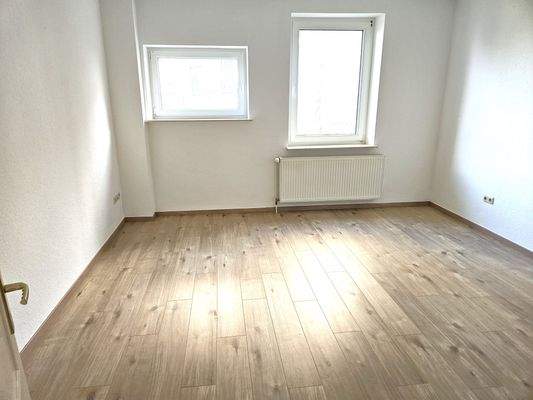 Bismarckstraße 129_EG rechts_9.jpg