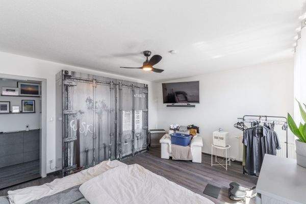 Schlafzimmer, Wohnung 2 (OG)