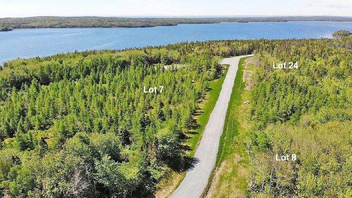 Cape Breton - 37,4 Hektar mit Atlantik-Zugang in t