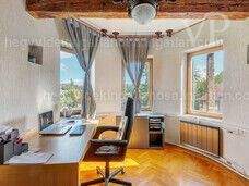 33786115_226795343_m