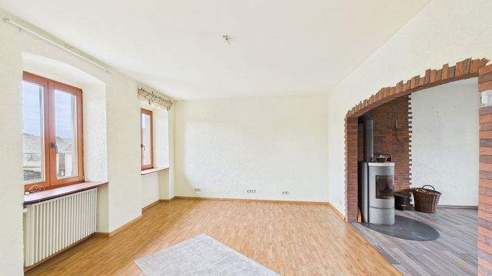 CAM03143G0-PR0191-STILL012