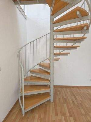 Treppe zur Galerie