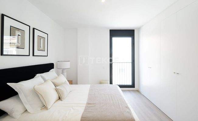 Apartments in a Complex Close to Transportation in Terrassa