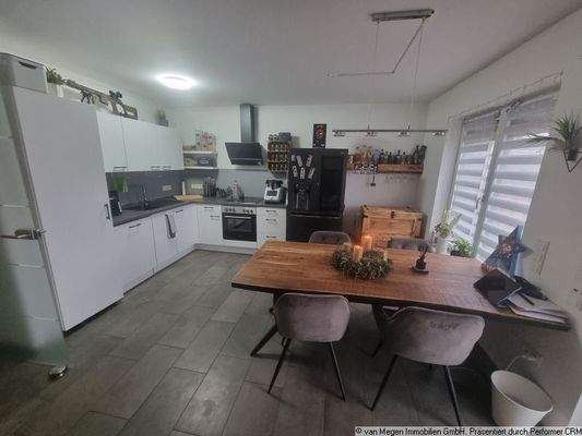 offene Küche - Essbereich