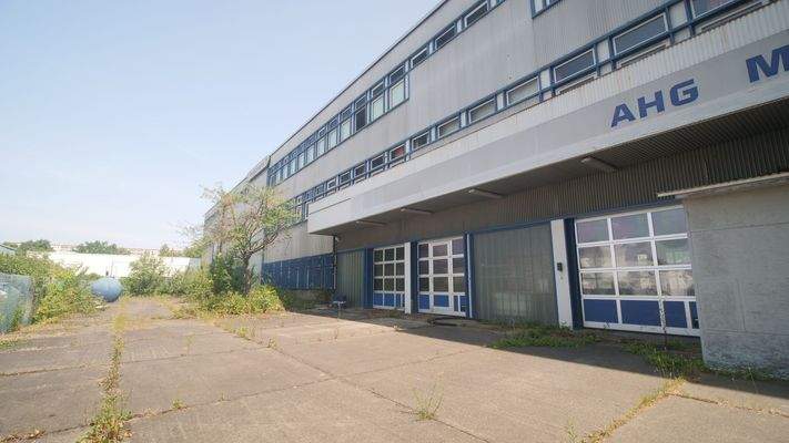 Werkstatt (EG separat anmietbar)