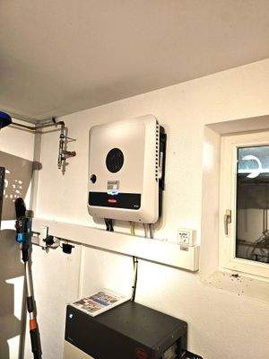 Wechselrichter PV.jpg