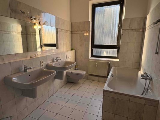 Badezimmer 1. OG